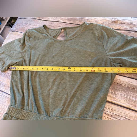 HALARA Olive Green Relaxed Backless Jumpsuit with Side Pockets - Picture 7 of 10